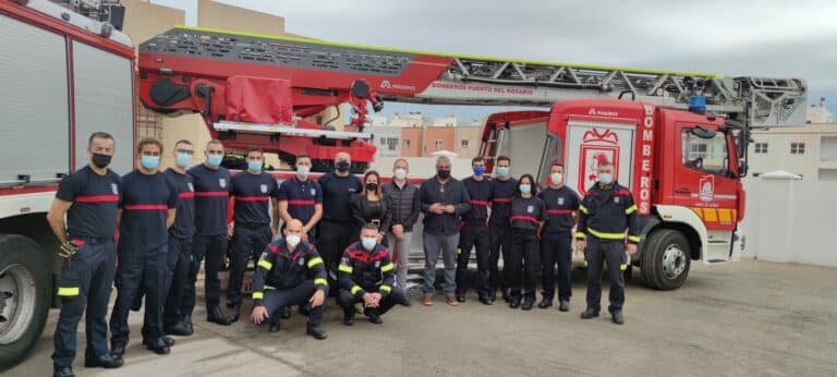 Once bomberos se incorporan a la plantilla del parque de Puerto del Rosario