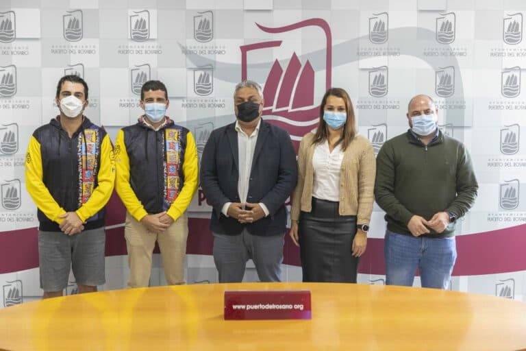 Puerto del Rosario desea suerte a Los Gambusinos en el Concurso de Mugas de Las Palmas