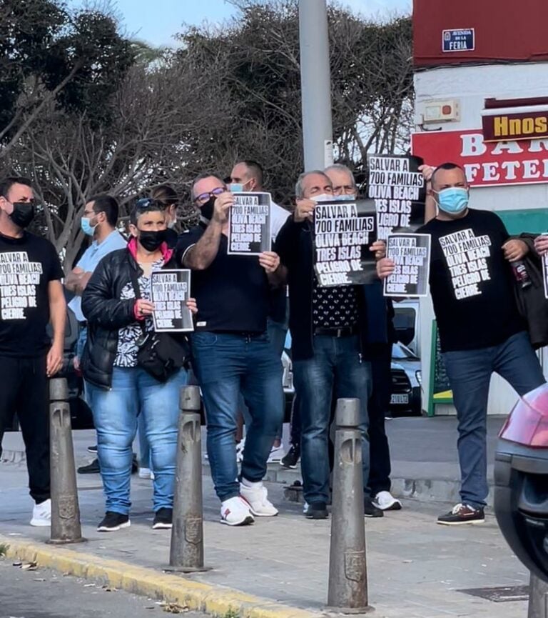 Trabajadores consideran «un desprecio» que la ministra no esté actualizada sobre el expediente