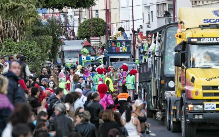 La capital publica las bases para participar en la Gran Cabalgata Carnavalera 2022