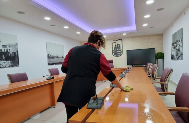 Publicada la lista provisional de admitidos a las dos últimas Bolsas de Puerto del Rosario