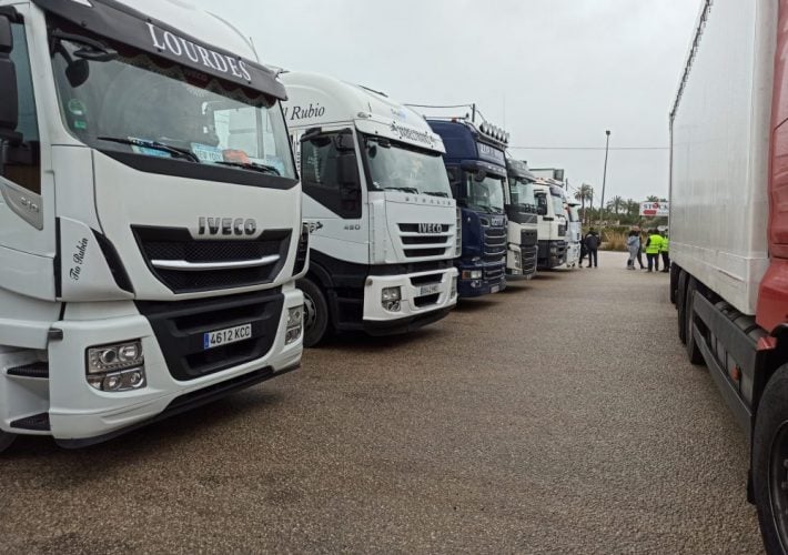 Los transportistas mantienen el paro que afecta al país ya desde hace 12 días