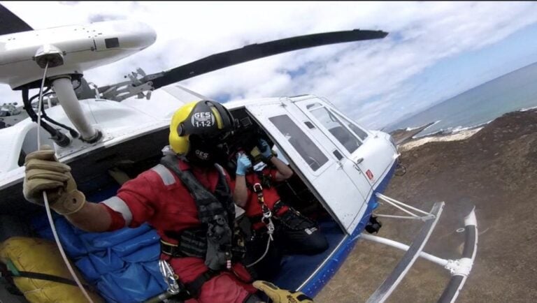 Una senderista rescatada en helicóptero de la isla de Lobos tras una caída