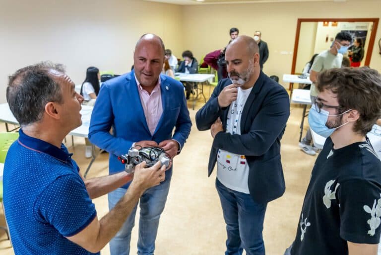 Casi 300 escolares de Fuerteventura se acercan a la robótica en la novena edición de Ciberlandia