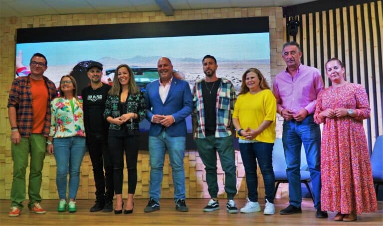 Efecto Pasillo presenta su nuevo vídeo ‘Baby’ rodado en Fuerteventura