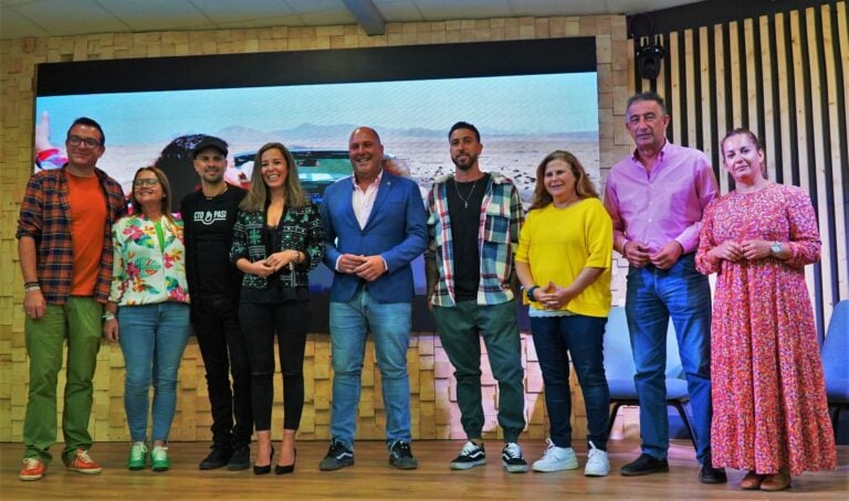 Efecto Pasillo presenta su nuevo vídeo ‘Baby’ rodado en Fuerteventura