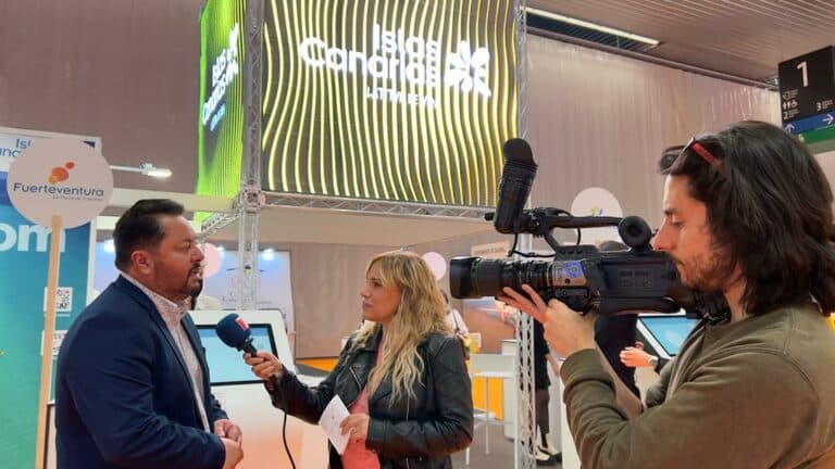 La Oliva se promociona en la feria Expovacaciones en Bilbao