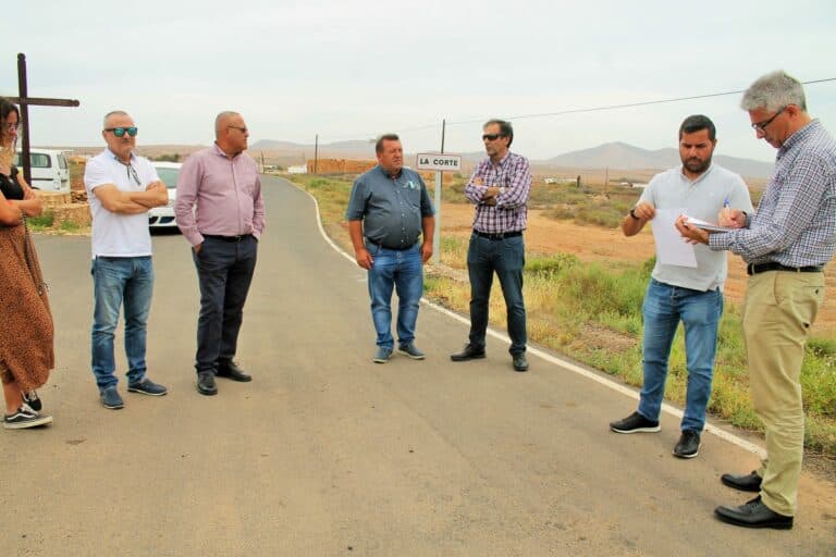 Finalizan las obras de pavimentación del Camino de Valles de Ortega a La Corte