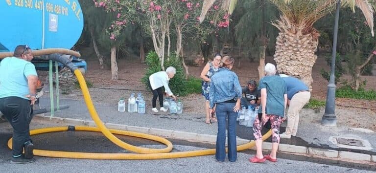Vecinos de Costa Calma organizan una manifestación: «Los turistas nos dicen, cómo podéis vivir aquí»