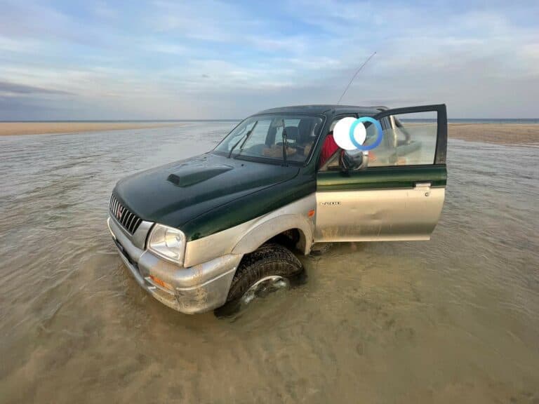 El conductor de la Playa de La Barca se enfrenta a una sanción de hasta 6.000 euros