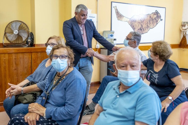 Regresa ‘Allanando el camino’, el programa de senderismo para mayores de Puerto del Rosario