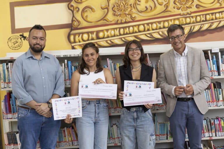 El ayuntamiento entrega los premios del I Concurso Literario de Relatos Cortos 2021