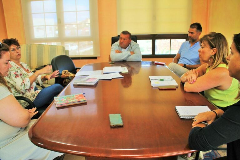 Adisfuer propone la construcción de una Granja Avícola de Gallinas Ponedoras en Antigua