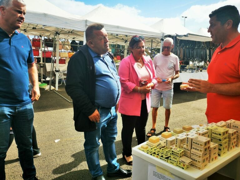 El Mercadillo más turístico y sorprendente se celebra en Caleta de Fuste