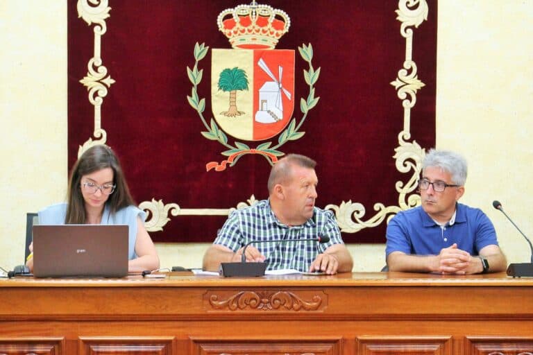 Antigua aprueba un incremento de 24 millones en su Presupuesto Municipal