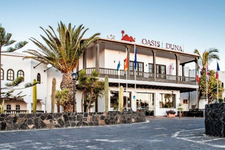 Tres hoteles de Fuerteventura acumulan una deuda con Hacienda de 6,3 millones