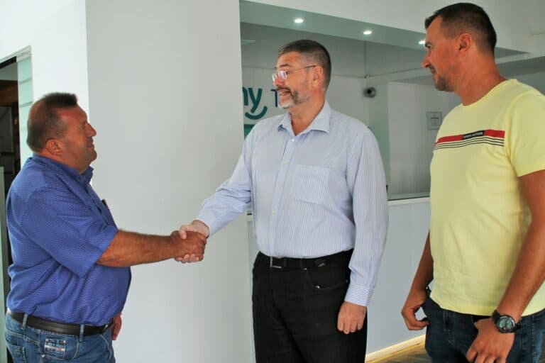 La colaboración entre ayuntamiento y direcciones hoteleras agiliza mejoras en Caleta de Fuste