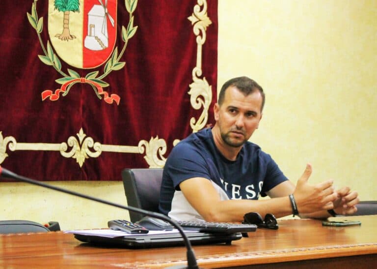 Antigua destina 540.000 euros para reforzar la limpieza viaria y recogida de residuos