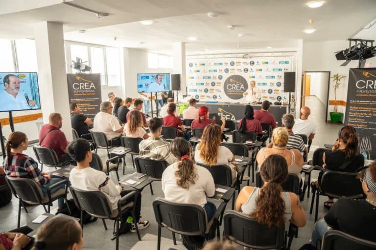 Las jornadas ‘Crea Fuerteventura’ acercan la cocina de alto nivel a profesionales del sector
