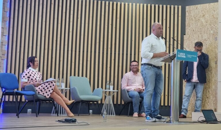 Fuerteventura conmemora el Día Mundial del Alzheimer con el manifiesto de AFFA