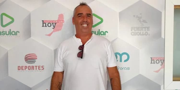 Consigue una almohada y un vale de 50 euros para material escolar con ColchonInteligente.com