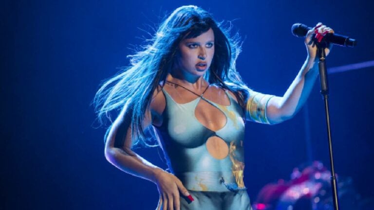 Nathy Peluso causa baja en el Festival Arena Negra