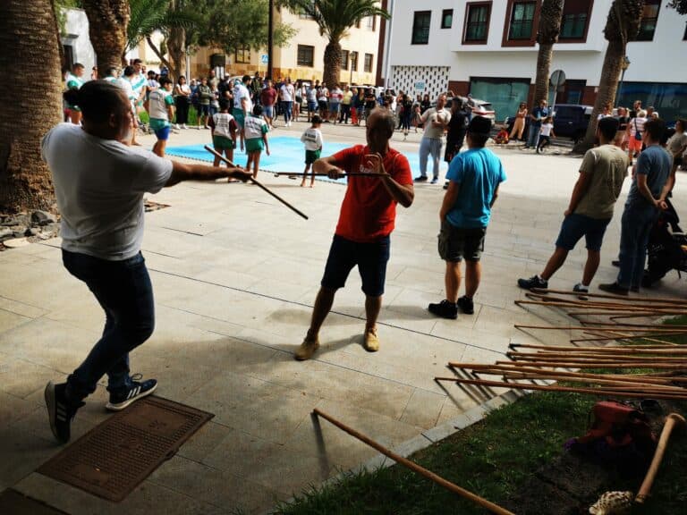 La plaza de Antigua escenario de la cultura e historia canaria