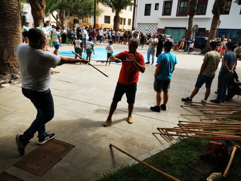 La plaza de Antigua escenario de la cultura e historia canaria
