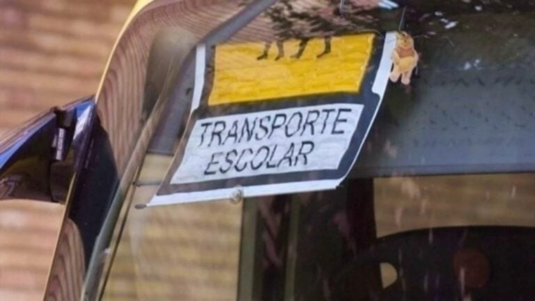 Asociaciones de padres piden que el transporte escolar sea servicio esencial