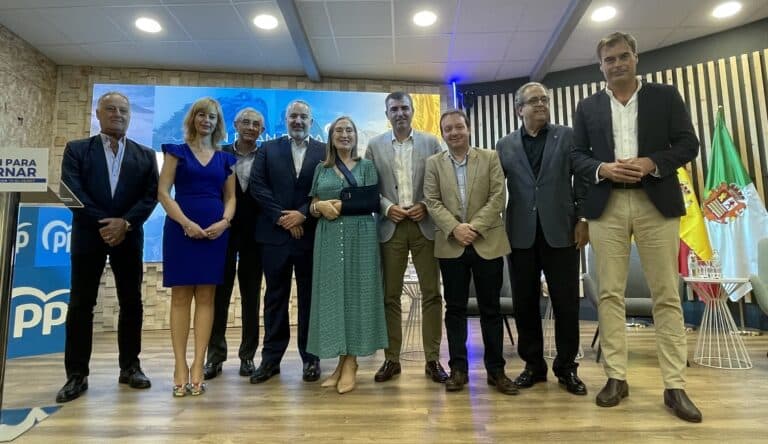 Domínguez y Pastor clausuran la Convención autonómica del PP en Fuerteventura