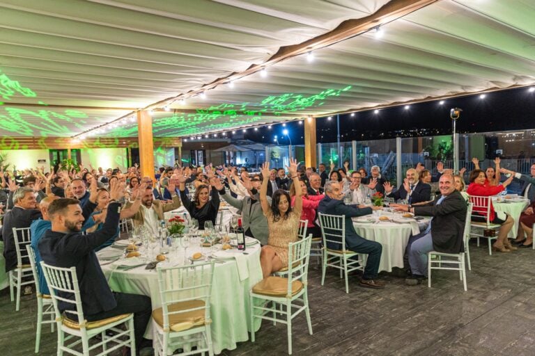 Glamour y solidaridad en una noche mágica