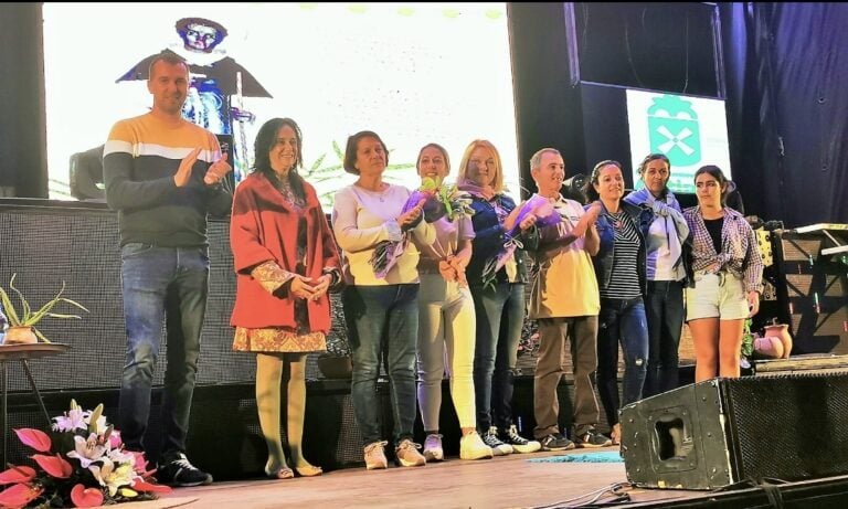 El Pregón de Cloti y el homenaje a los ganaderos pone en pie el pueblo de Tenicosquey