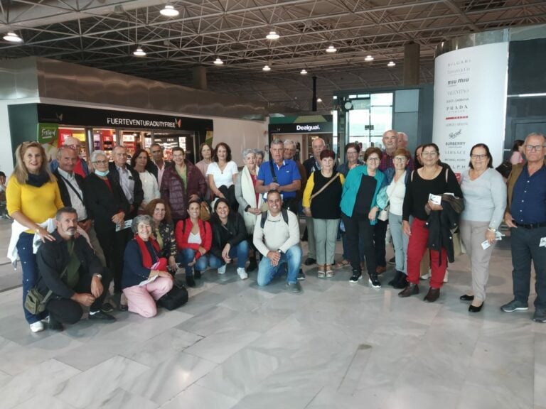 Los mayores del municipio de Tuineje viajan a El Hierro