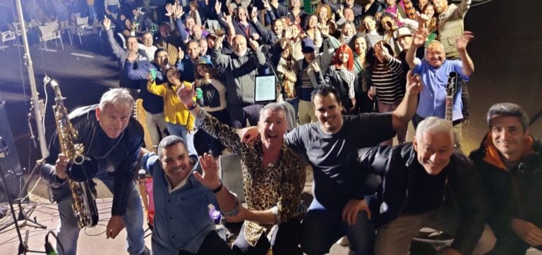 Pájara da la bienvenida al Año Nuevo con unas ‘Campanadas al Solajero’