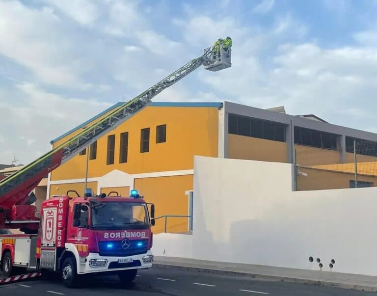 El viento provoca más de 125 incidencias en las islas