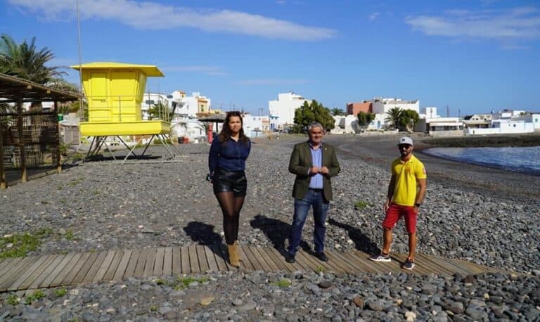 Puerto del Rosario dota de mayor seguridad a sus playas