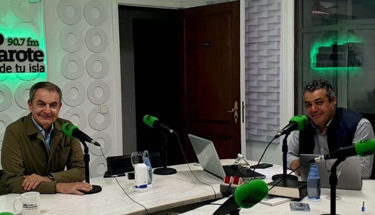 Zapatero, favorable a reconsiderar el reingreso del Reino Unido en la UE