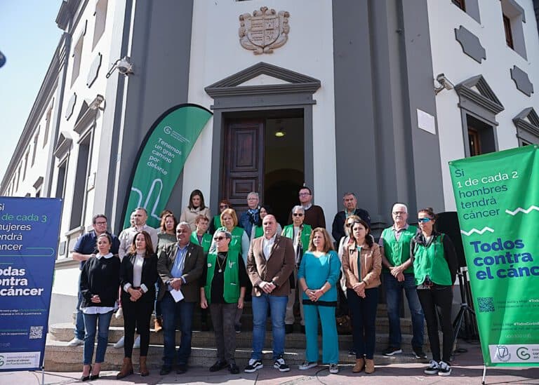 Fuerteventura se suma a la conmemoración del Día Mundial contra el Cáncer