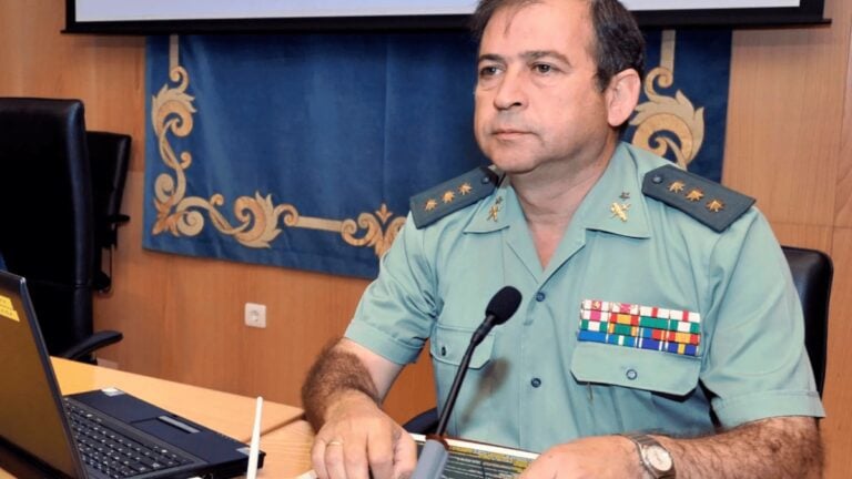 El exgeneral dice que el mediador lo usó como «cebo» para extorsionar a empresarios