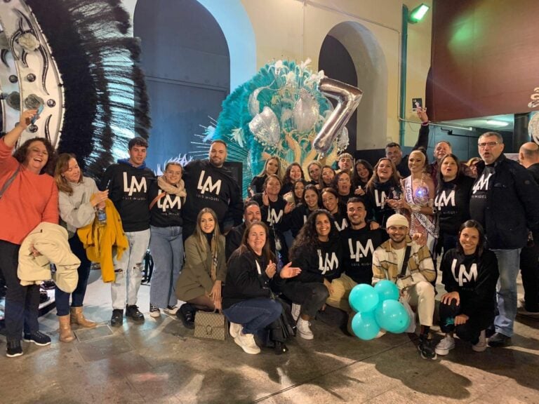 Tuineje felicita a Luis Miguel Rodríguez y a la candidata María Santiago, 3ª Dama de Honor de la Reina de LPGC