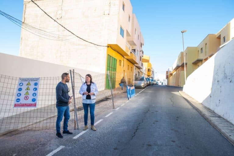 Finalizan las obras en la calle Pérez Galdós de Gran Tarajal