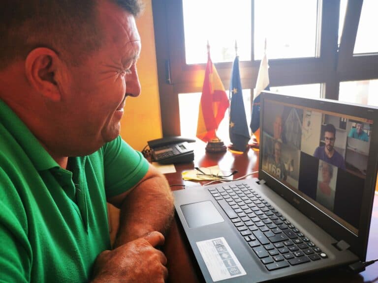 Los vecinos de Antigua podrán descargar desde casa el certificado de empadronamiento y residente