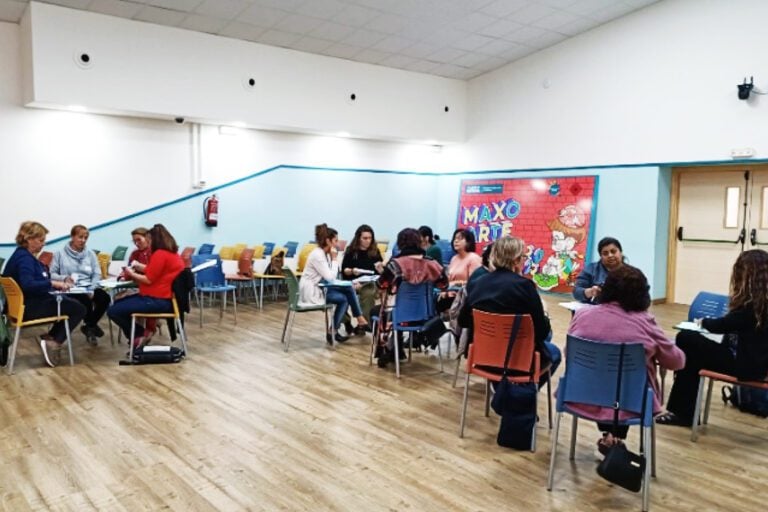 Talleres de prevención en salud mental dirigido a mujeres y colectivos sensibles