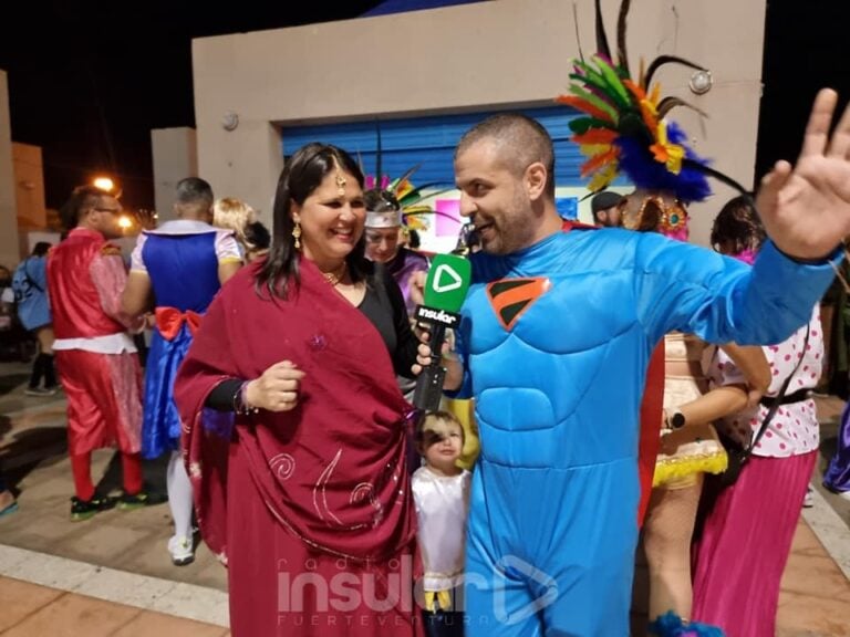 El Carnaval de Día de Gran Tarajal reúne a más de 10.000 personas