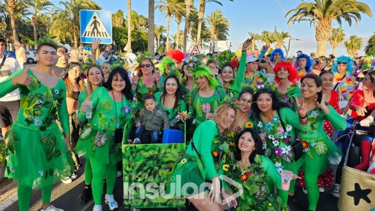 Pájara pone el broche de oro a sus carnavales con el exitoso Coso de Morro Jable