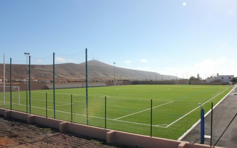 Juan B. Fuentes presenta su dimisión como presidente del Unión Tetir