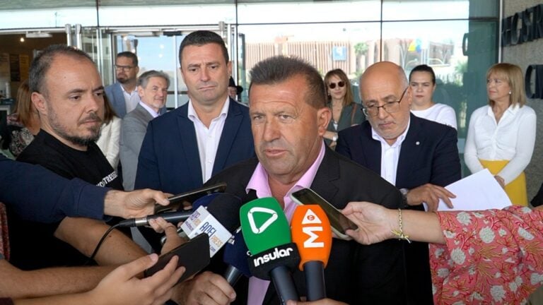 NC presenta la candidatura de Matías Peña al Cabildo ante la Junta Electoral