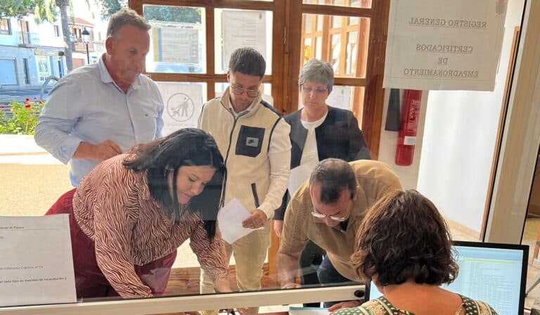 CC rompe el pacto en Pájara y deja a Pedro Armas en minoría