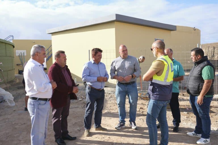 El Cabildo pone en marcha la nueva impulsión de la planta de Aguas de Antigua