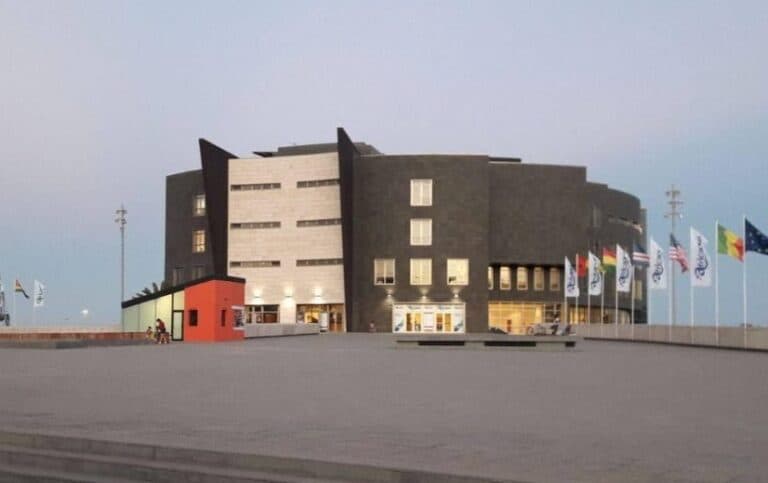 El Palacio de Formación y Congresos de Fuerteventura acoge «RENACIMIENTO»